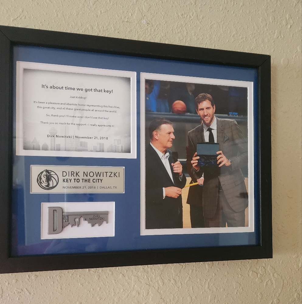 Dallas mavericks Memorabilia key to the city
